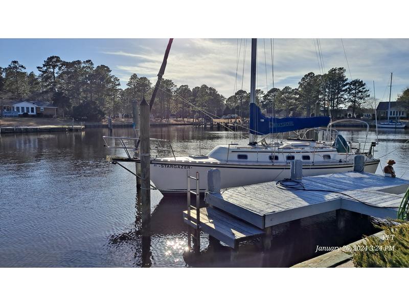 1989 Caliber 33 sailboat for sale in North Carolina