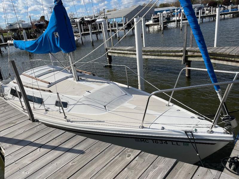 CATALINA 25