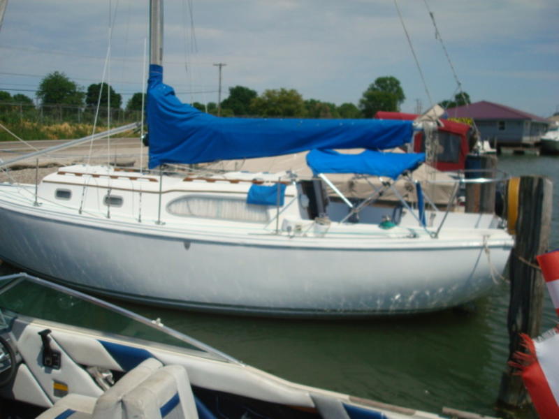 28 foot columbia sailboat