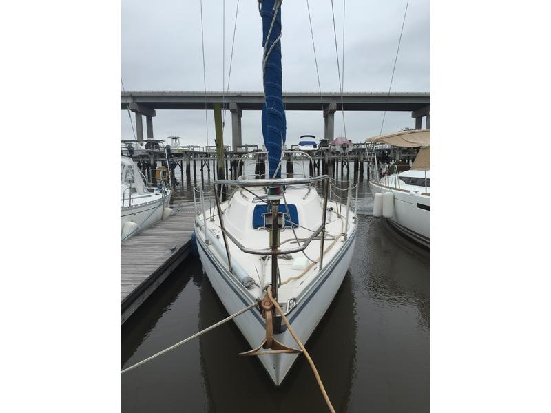 cs 33 sailboat for sale