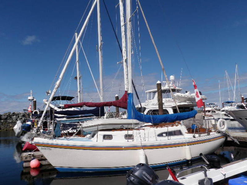 Columbia Sailboat