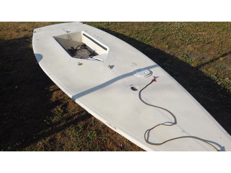 laser sailboat hull paint