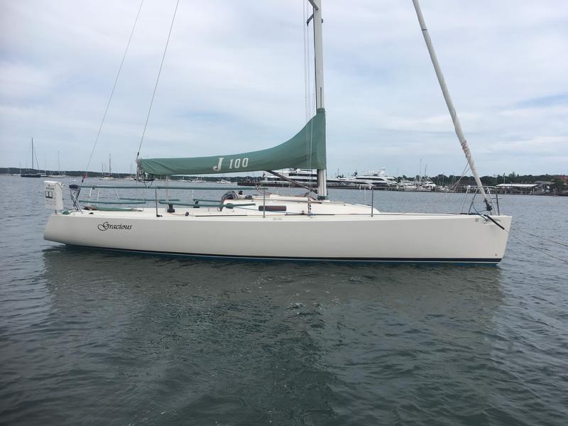 j 100 sailboat