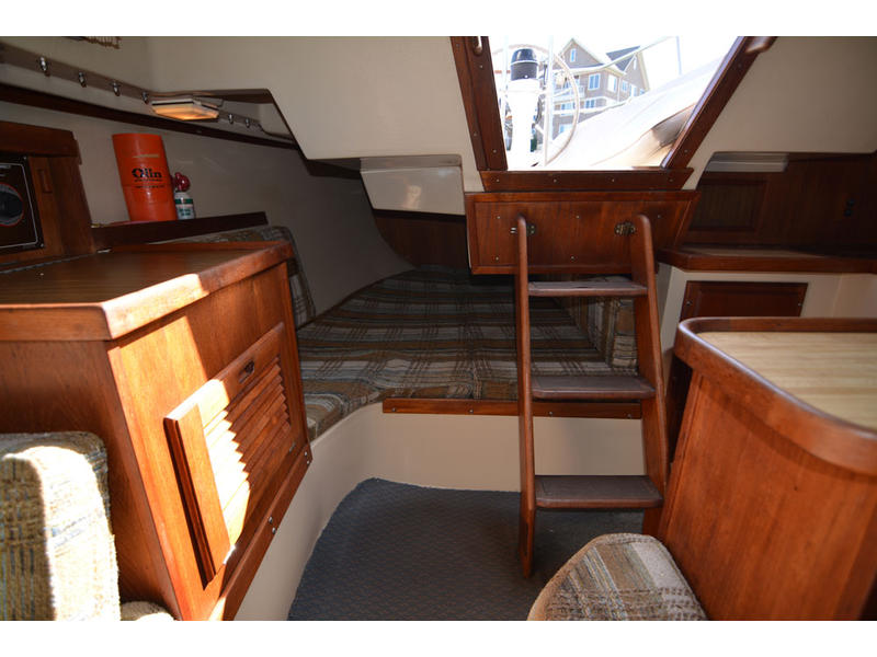 1984 Catalina 30 Tall Rig sailboat for sale in Wisconsin