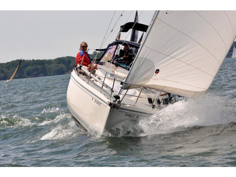 1988 Catalina 30 MKII Tall Mast Bow Sprit sailboat for sale in Ohio