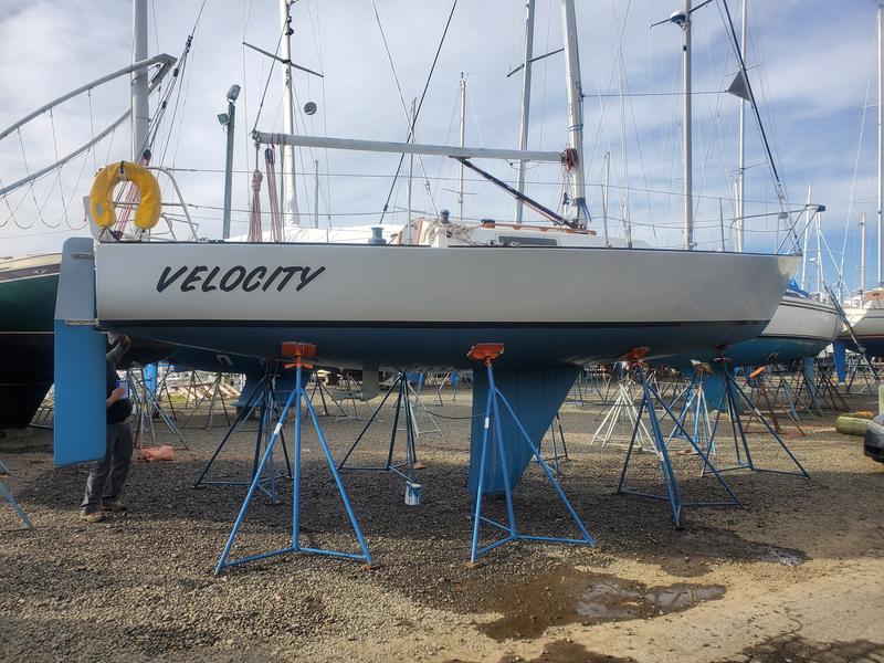 1984 J Boats J 29 MHIB sailboat for sale in Connecticut