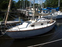 1984 New Bern North Carolina 27  Cape Dory